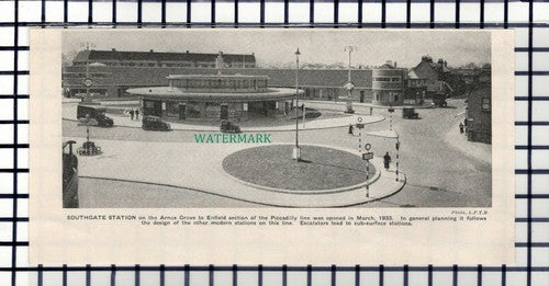 C6787) Southgate Railway Train Station - 1930s Cutting