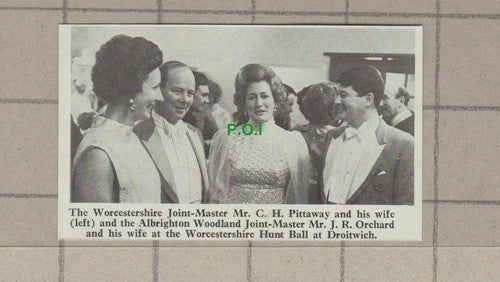 C2080) Worcestershire Hunt Mr CH Pittaway Albrighton Woodland Orchard 1969 Clip
