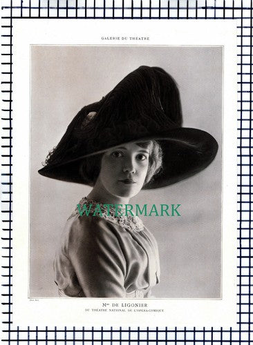 X1556) Mme De Ligonier Theatre National De L'Opera-Comique - 1910 Print