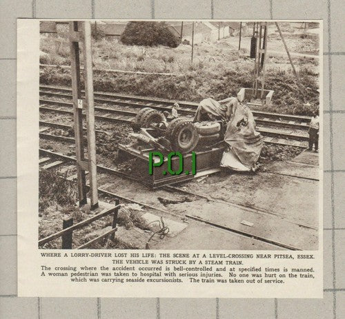 Pitsea Essex Level Crossing Accident - 1961 Small News Clipping