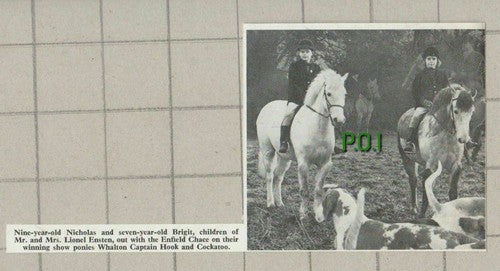 (5267) Nicholas & Brigit Lionel Ensten Enfield Chase Hunt Whalton Hook - 1969