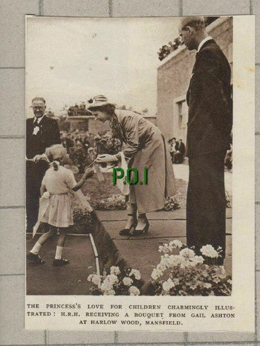 (C113) Gail Ashton Harlow Wood Mansfield Bouquet To Princess - 1949 Clip