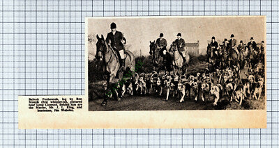 C2556) Belvoir Foxhounds Ron Stouph Long Clawson Jim Webster - 1969 Cutting