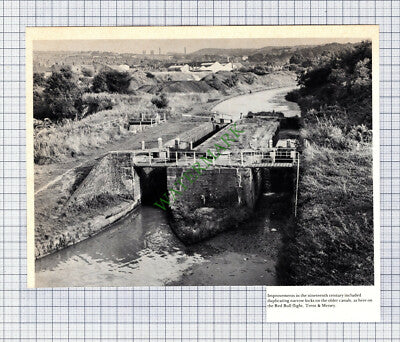 9941) Red Bull Flight Trent And Mersey Canal - 1970s Cutting / Print
