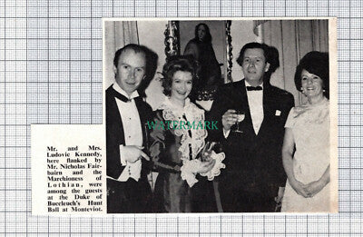 C5327) Ludovic Kennedy Nicholas Fairbairn Hunt Ball Monteviot - 1968 Cutting