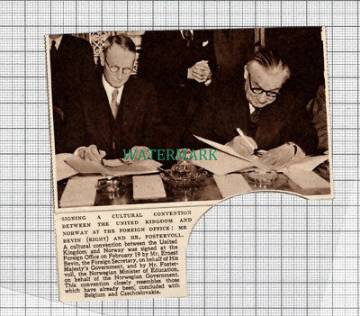 C3839) Mr Bevin & Hr Fostervoll Norway Sign Convention - 1948 Clip