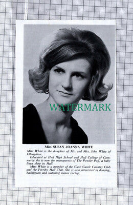 C797) Miss Susan Joanna White Elloughton Hull Powder The Puff Shop -1966 Cutting