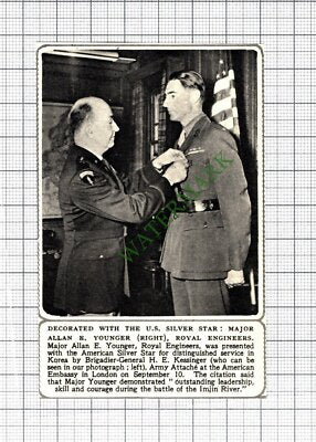 C8130) Major Allan E Younger Royal Engineers Brig H E Kessinger Imjin - 1952