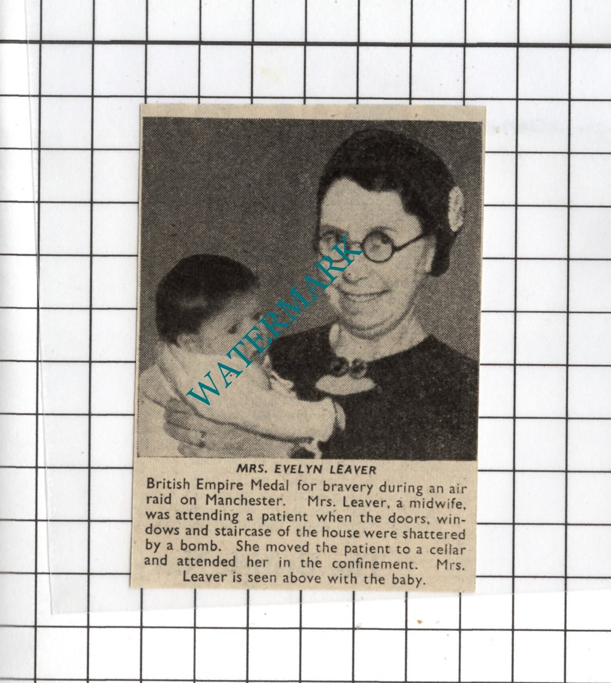 Mrs Evelyn Leaver Manchester Midwife WW2 - 1941 Small News Clipping