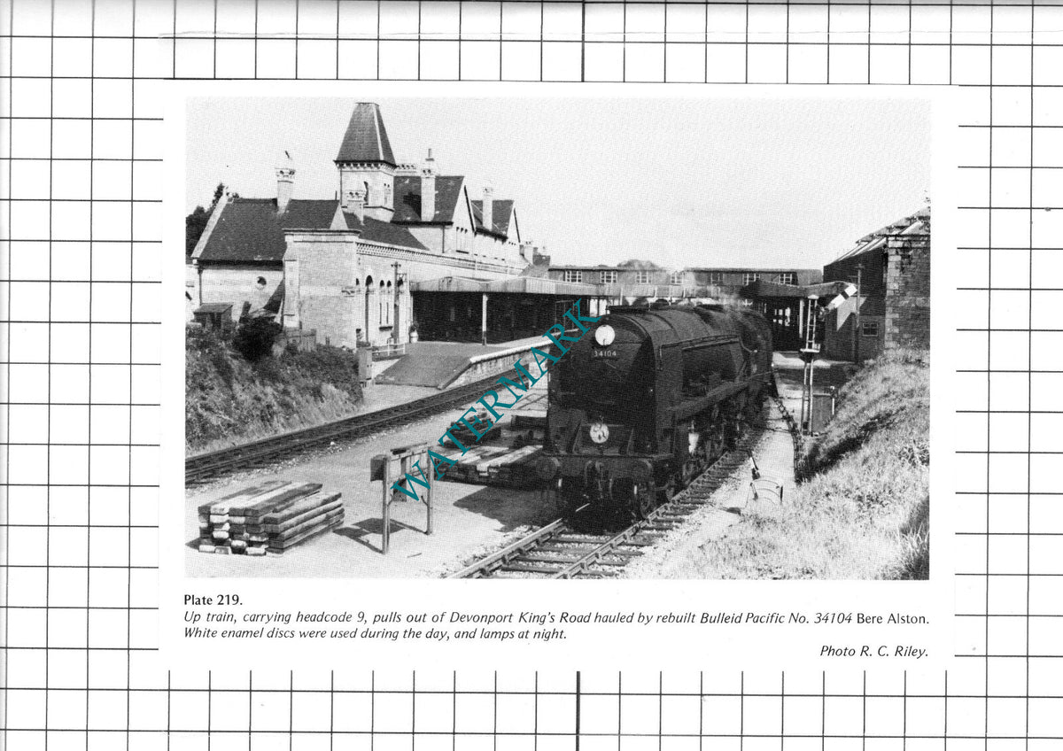 Devonport King's Road Railway Station - 1970's Clipping / Print