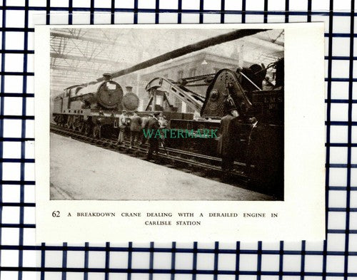 C6721) Carlisle Railway Station Crane - 1947 Cutting