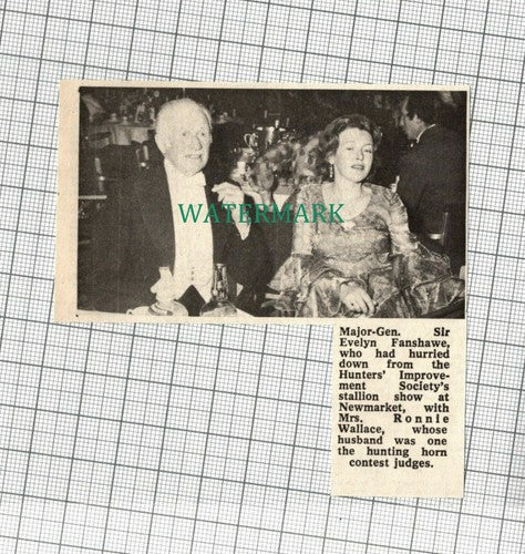 C1730) Sir Evelyn Fanshawe Hunters Improvement Mrs Ronnie Wallace -  1972 Clip