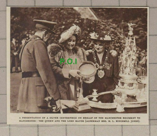 C1707) Manchester Regiment Alderman Mrs M L Kingsmill Jones   - 1948 Clip