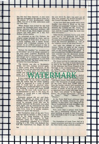 C7172) Leeds Town Hall -  1975 Small Article