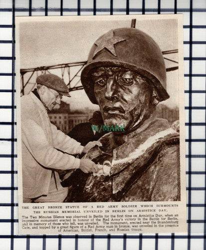 C6215) Red Army Soldier Monument Statue Brandenburg Gate  - 1945 Cutting