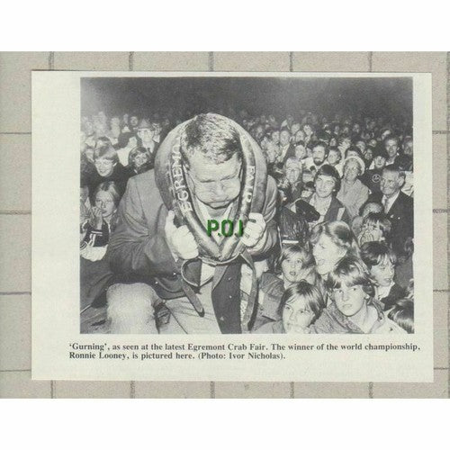 (C79) Ronnie Looney Gurning Egremont Crab Fair Cumbria - 1980 Clip