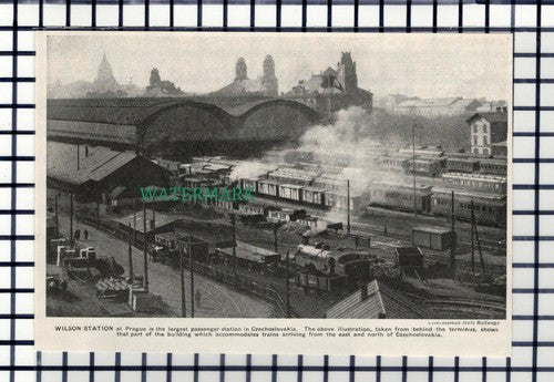 C6909) Wilson Railway Station Prague   - c.1930s Clip