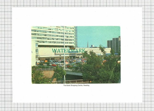 C2808) Farnham Post Office / Butts Shopping Centre Reading - Paper Cutting