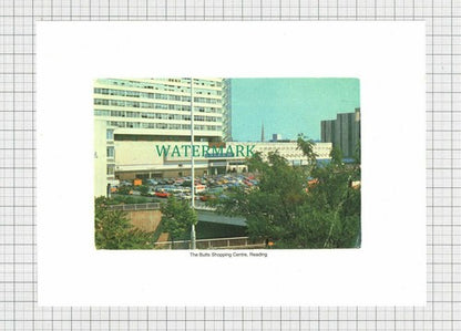 C2808) Farnham Post Office / Butts Shopping Centre Reading - Paper Cutting