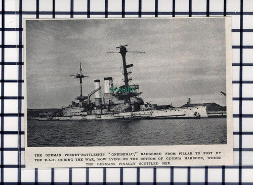 C6197) German Pocket Battleship GNEISENAU  Ship Gydnia Harbour - 1945 Cutting