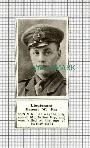 C2880) Lieut Ernest W Fry RNVR Son Of Mr Arthur Fry - 1918 Clip SMALL!!
