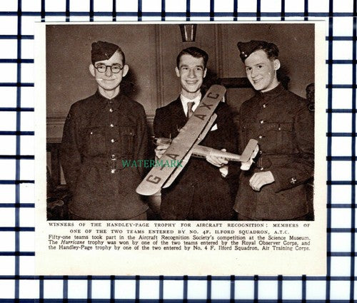 C6366) Aircraft Recognition Society No 4 F Ilford Squadron ATC -   1952 Cutting