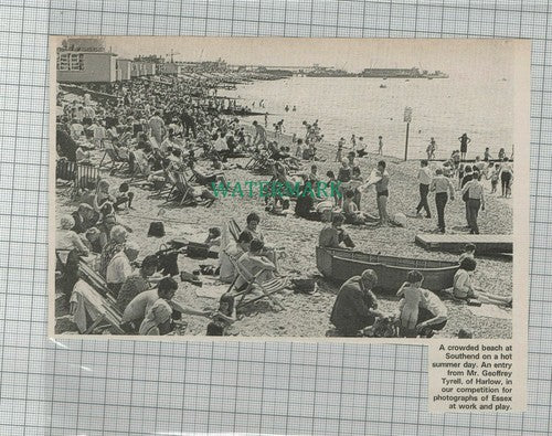 C2045) Southend Beach Essex - 1972 Clip