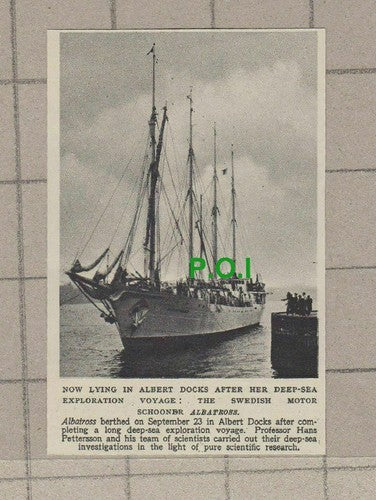 C2205) Swedish Motor Schooner ALBATROSS Albert Docks Hans Pettersson - 1948 Clip