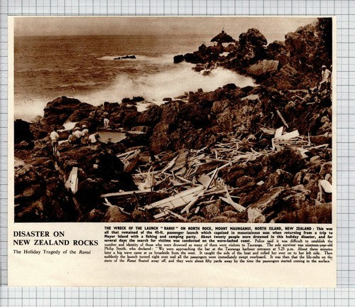 Ranui Ship Wreck Mount Maunganui New Zealand  - 1951 Clipping / Print