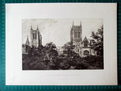 X1048) Lincoln Cathedral England - c.1895 Print