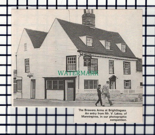 C7358) The Brewers Arms Brightlingsea Essex - c.1970 Cutting