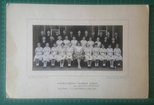 (X985) Northallerton Grammar School May 1961  - B&W Photograph  (Tatty Mount)