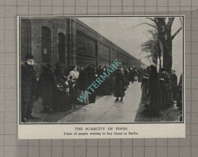 C3883) Lines Of People Waiting To Buy Bread In Berlin War WW1 - 1916 Clip