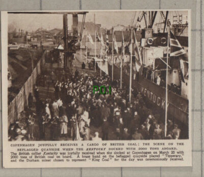 C1166) British Collier KENTUCKY At Copenhagen With Cargo of Coal - 1948 Clip