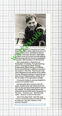 Graham Suggett Carlin How Shepherds Crooks  - 1986 Cutting
