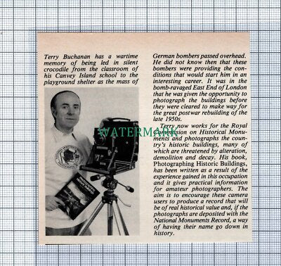 C4725) Terry Buchanan Photographer Canvey Island - 1984 Clip