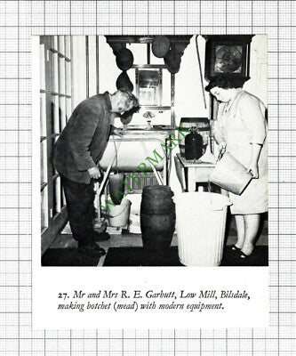 Mr & Mrs R E Garbutt Low Mill Bilsdale Mead   - 1970s Cutting