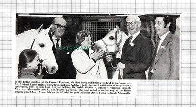 C5463) Kirkham Saddlery Michael Taylor Lord Kenyon Joy Massarella -1972 Cutting