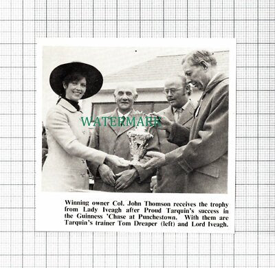 C5168) Col John Thomson Lady Iveagh Proud Tarquin Horse Dreaper - 1971 Cutting