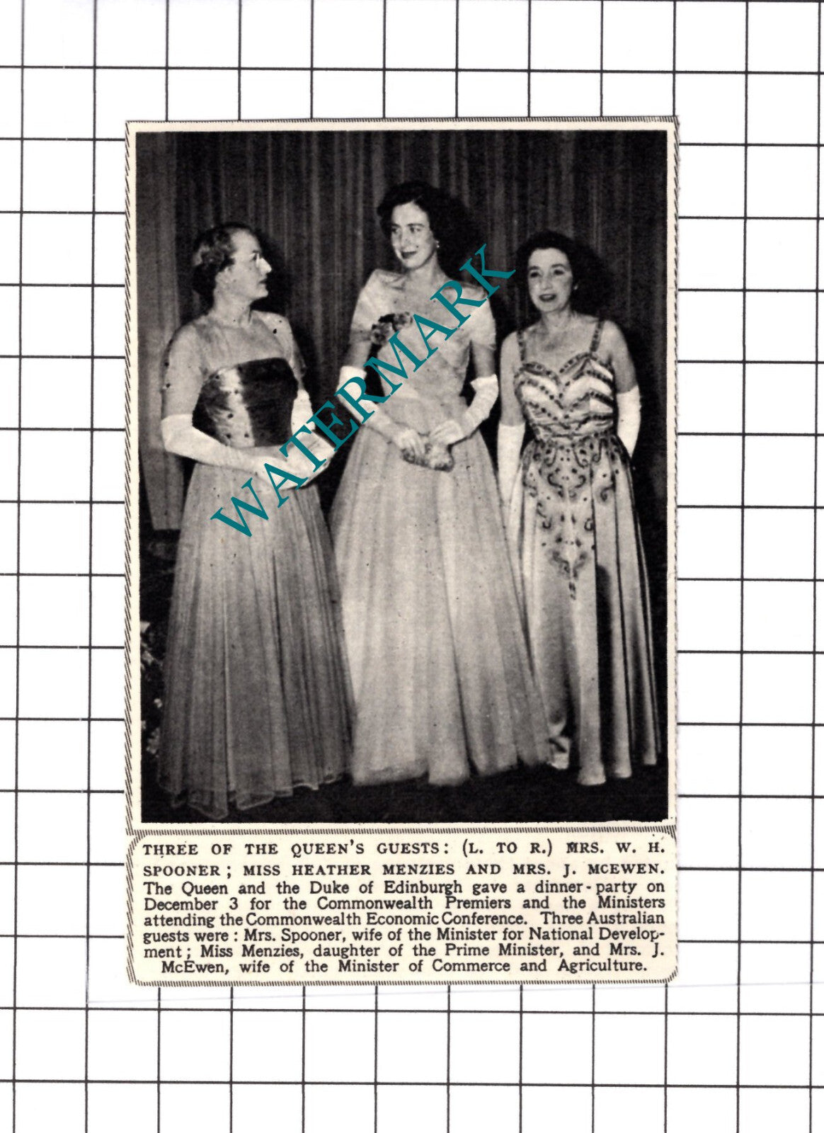 Mrs W H Spooner Heather Menzies J McEwen   - 1952 Small Cutting