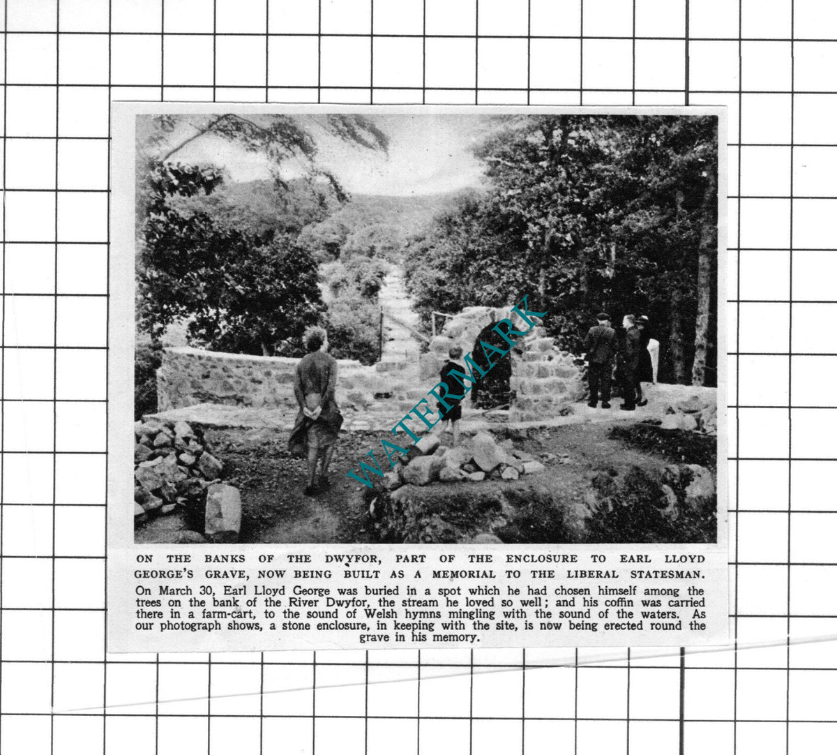 Earl Lloyd George Grave Memorial River Dwyfor    - 1945 Clipping