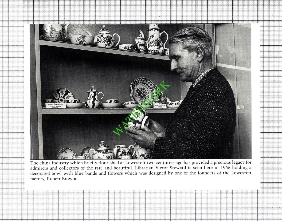 Victor Steward Lowestoft - Cutting