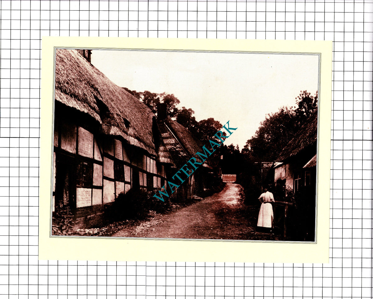 Burdett Street Ramsbury Wiltshire    -  Print