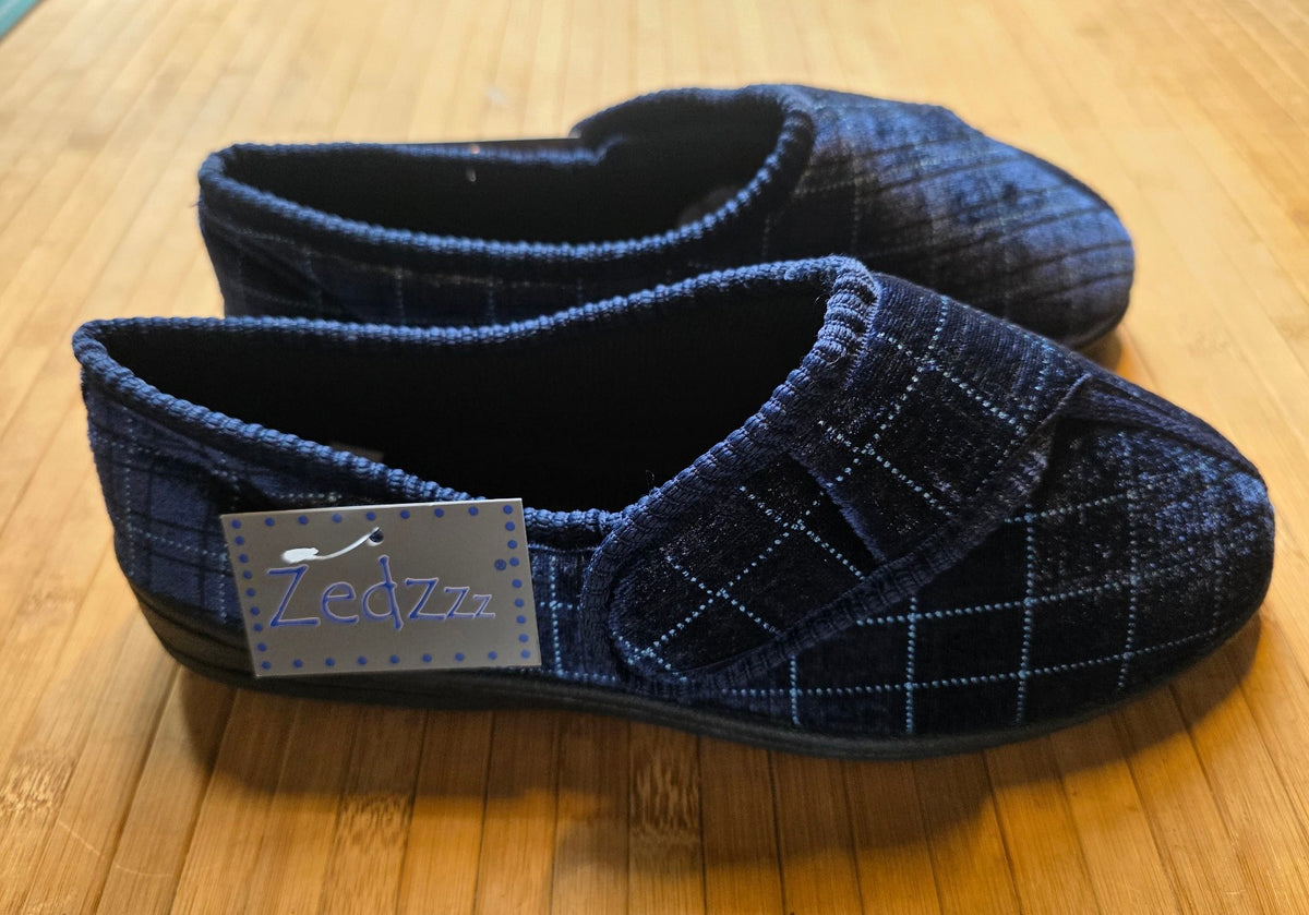 Zedzzz Slippers  George Men's Navy Blue Check UK Size 8   BNIB