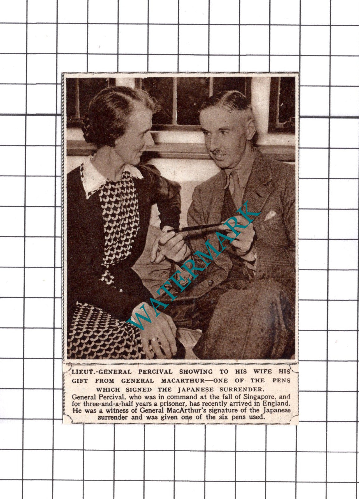 Lt General Percival  WW2 - 1945 Small News Clipping