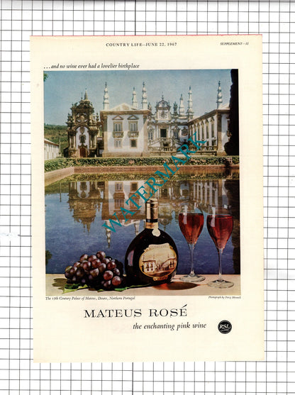 Guinness Advert Downey's Steak House / Palace of Mateus Douro - 1967 Advert